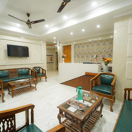 Mahābaleshwar Hotel Bright Star מראה חיצוני תמונה