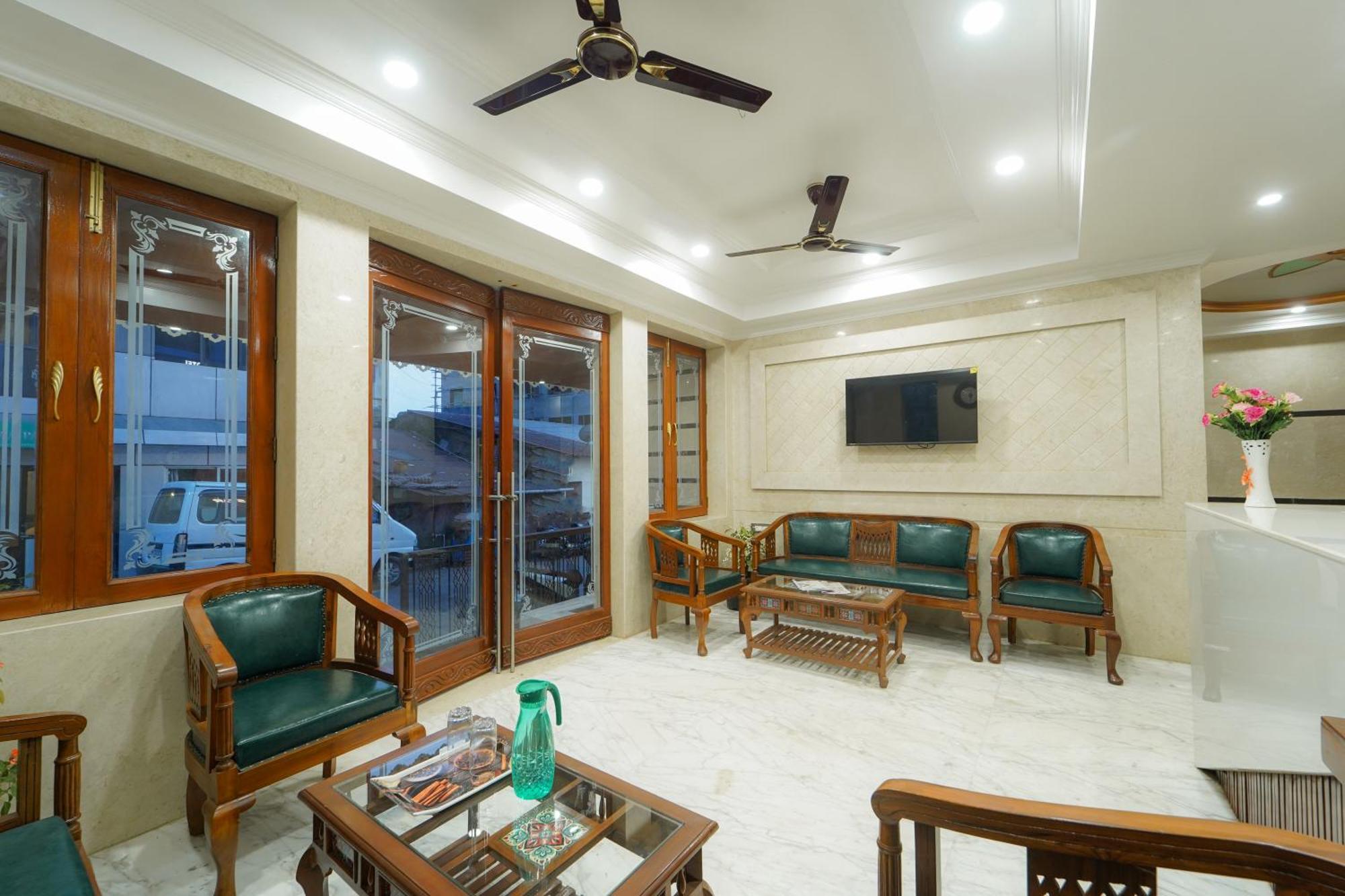 Mahābaleshwar Hotel Bright Star מראה חיצוני תמונה