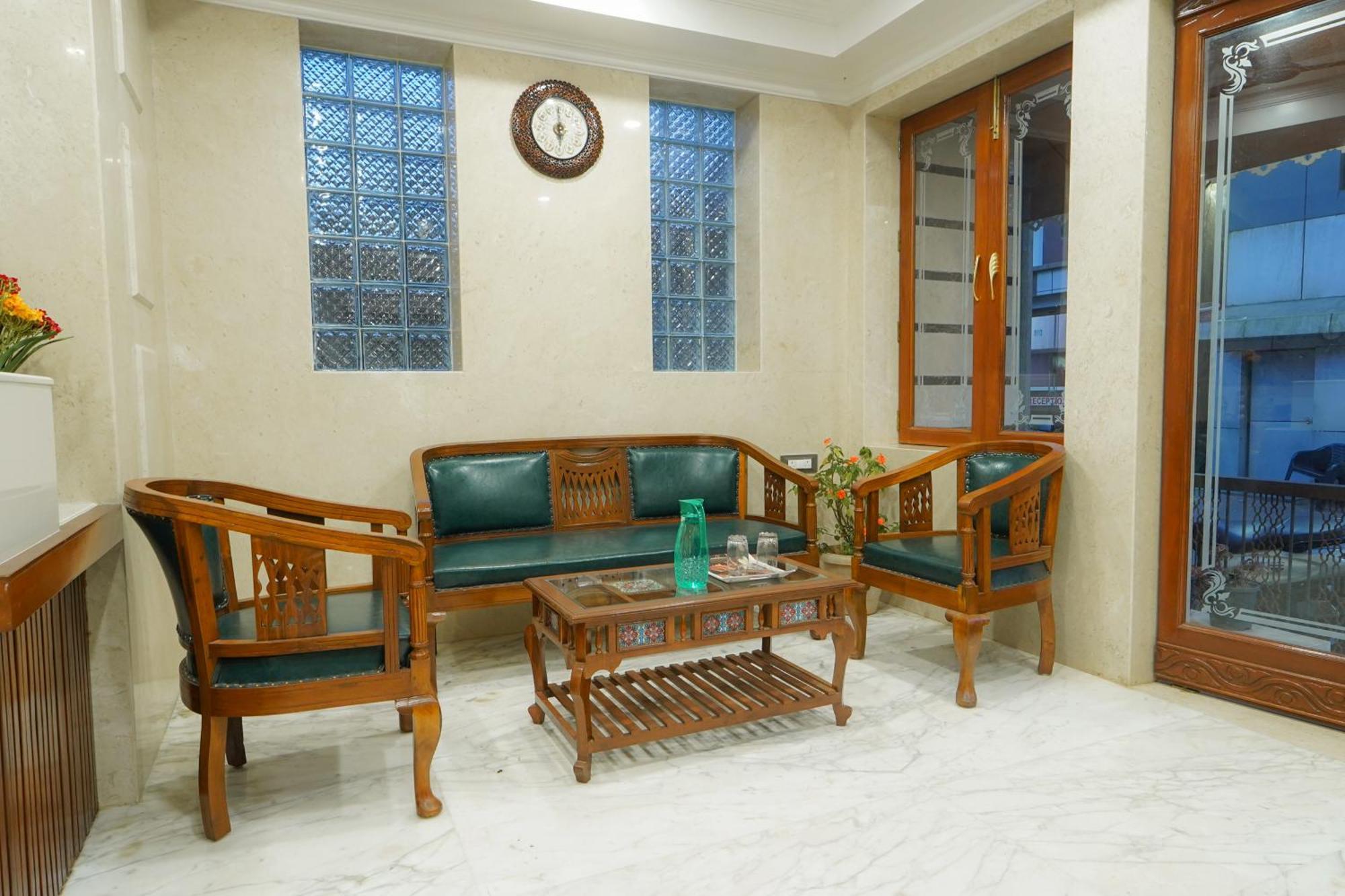 Mahābaleshwar Hotel Bright Star מראה חיצוני תמונה