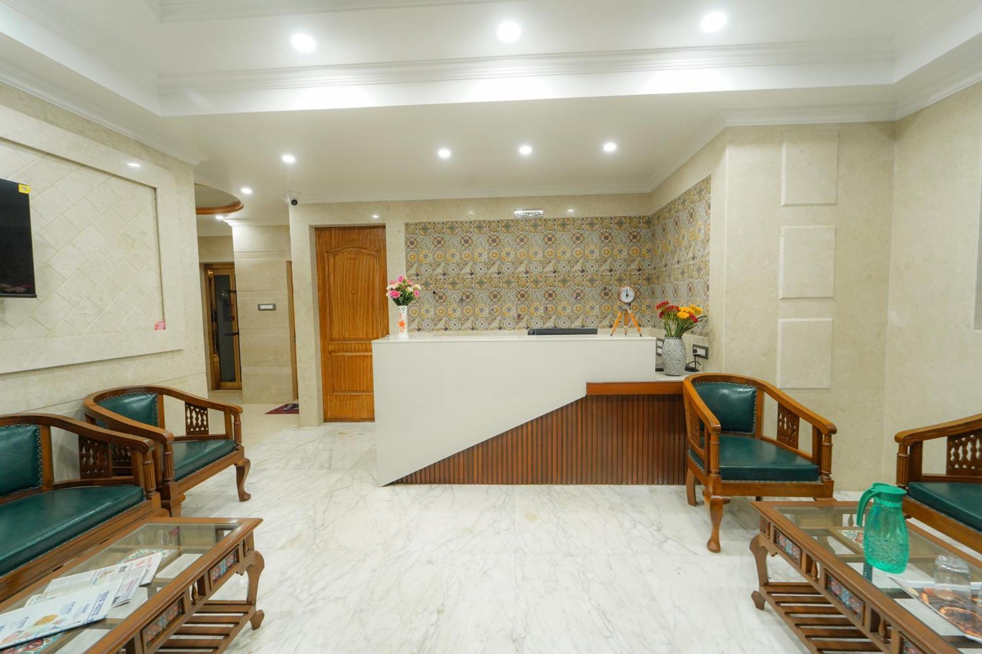 Mahābaleshwar Hotel Bright Star מראה חיצוני תמונה
