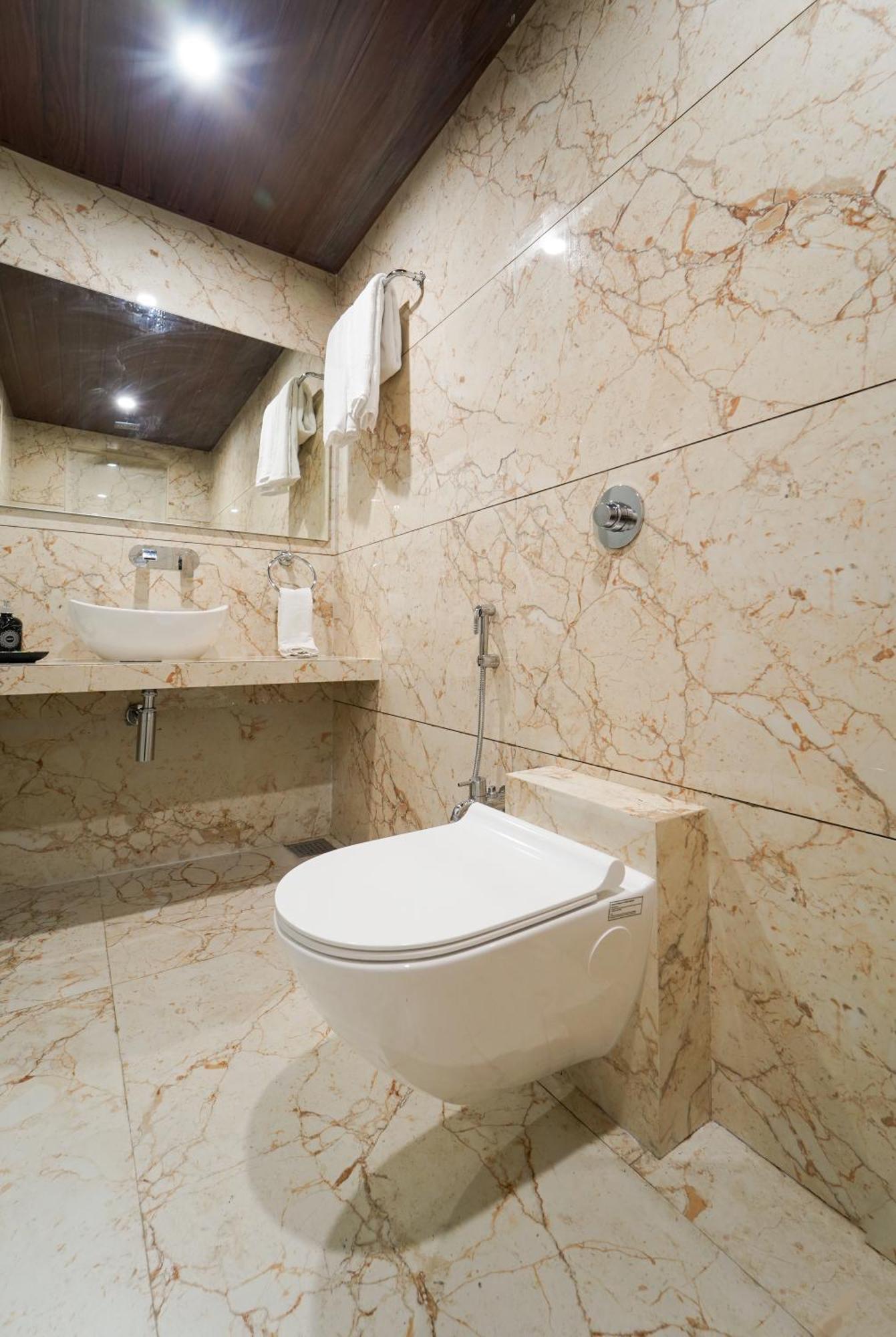 Mahābaleshwar Hotel Bright Star מראה חיצוני תמונה