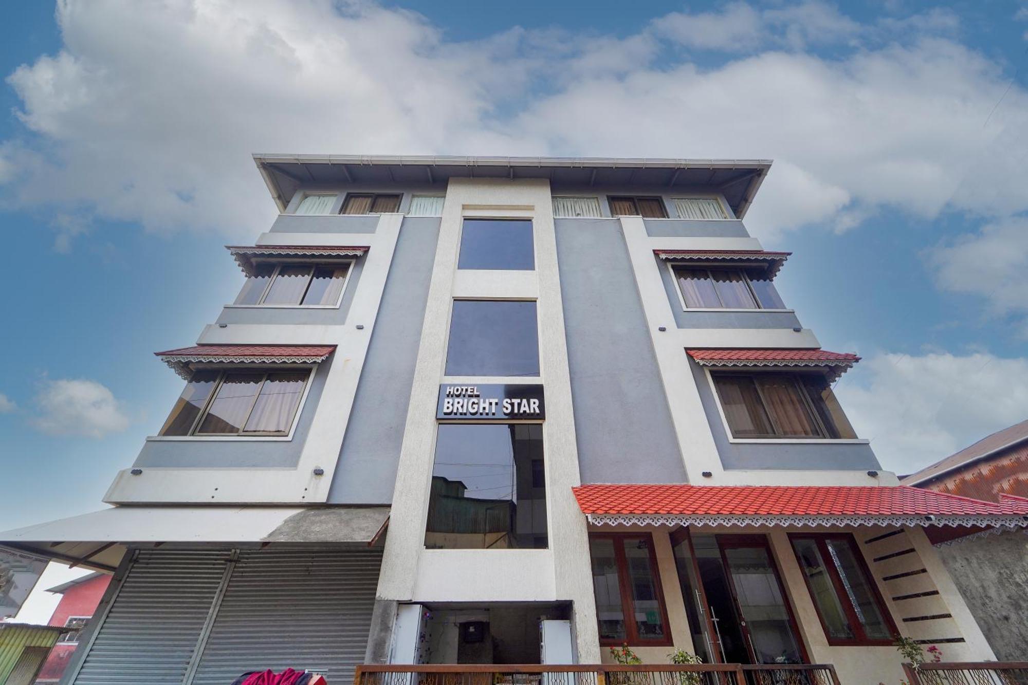 Mahābaleshwar Hotel Bright Star מראה חיצוני תמונה